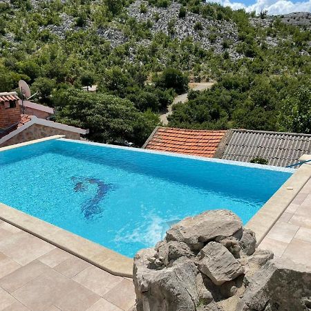 Lovely Holiday Home In Starigrad Exterior photo