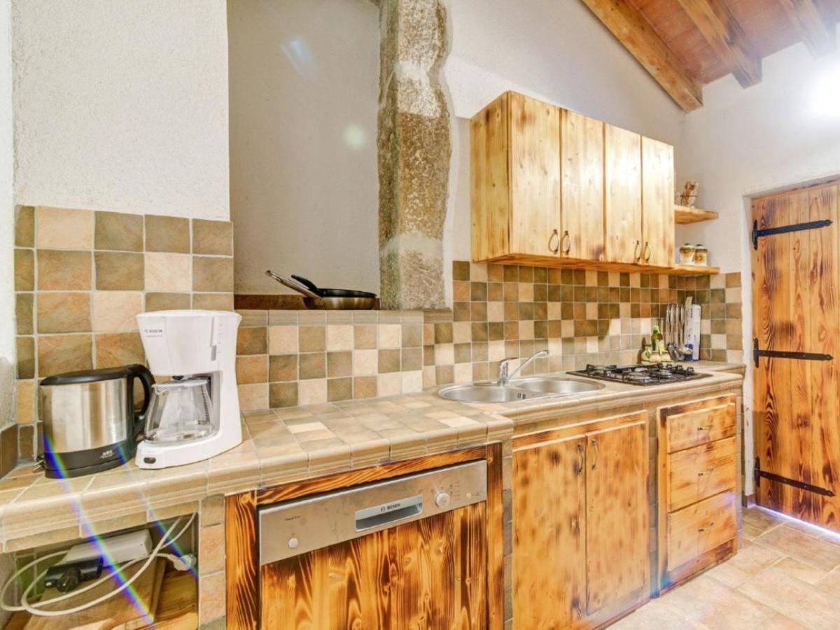 Lovely Holiday Home In Starigrad Exterior photo